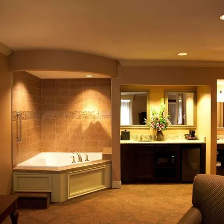 Best Western Plus French Quarter Courtyard Hotel New Orleans Zimmer foto
