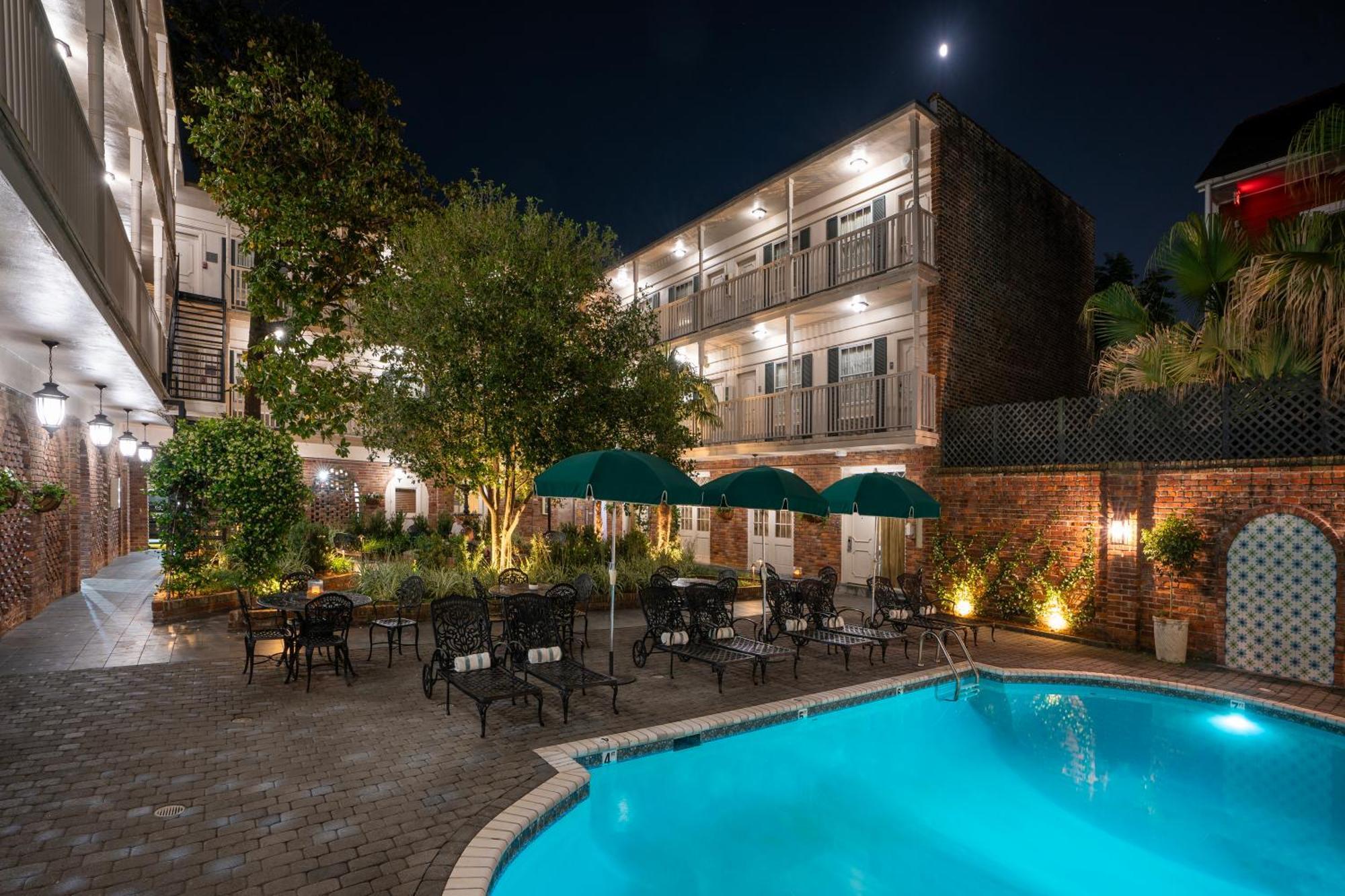 Hotel Western French Quarter Courtyard New Orleans