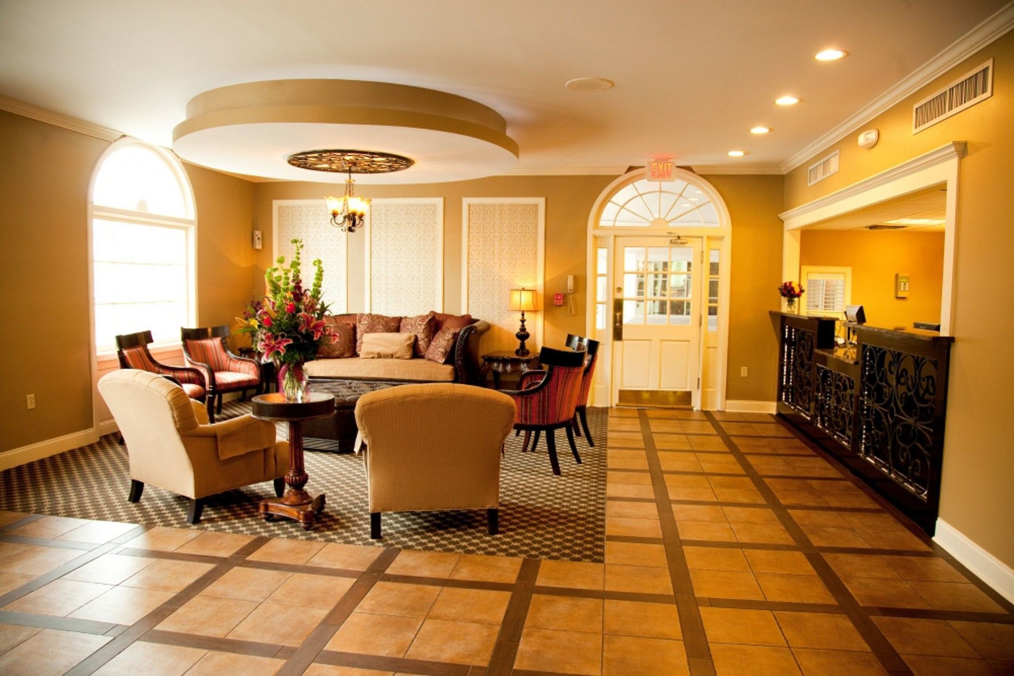 Western French Quarter Courtyard 4*